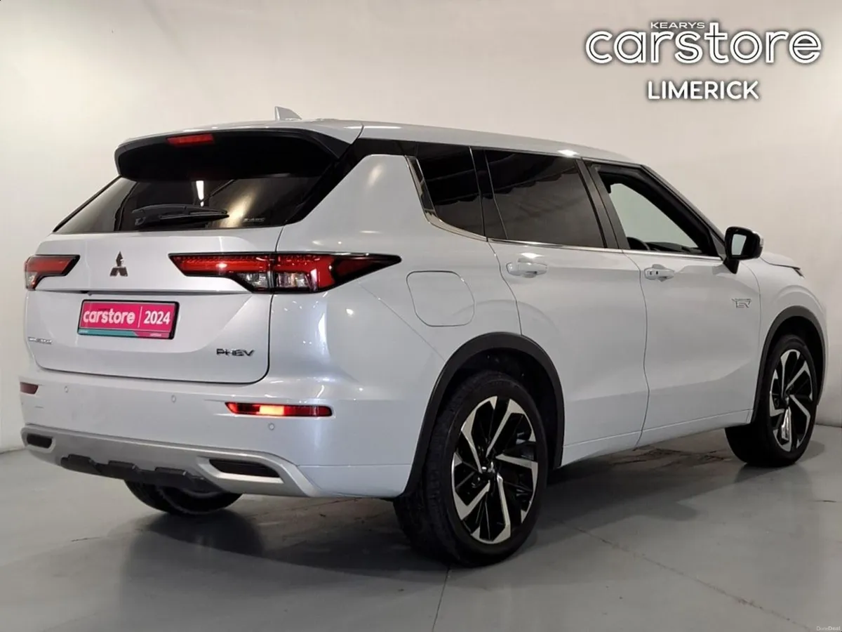 Mitsubishi Outlander 2.4 PHEV - Image 3
