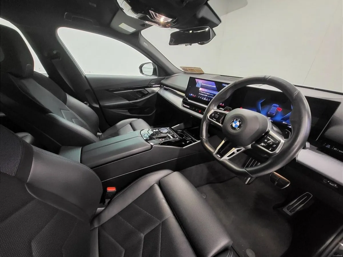 BMW 5-Series 520i M Sport - Image 6