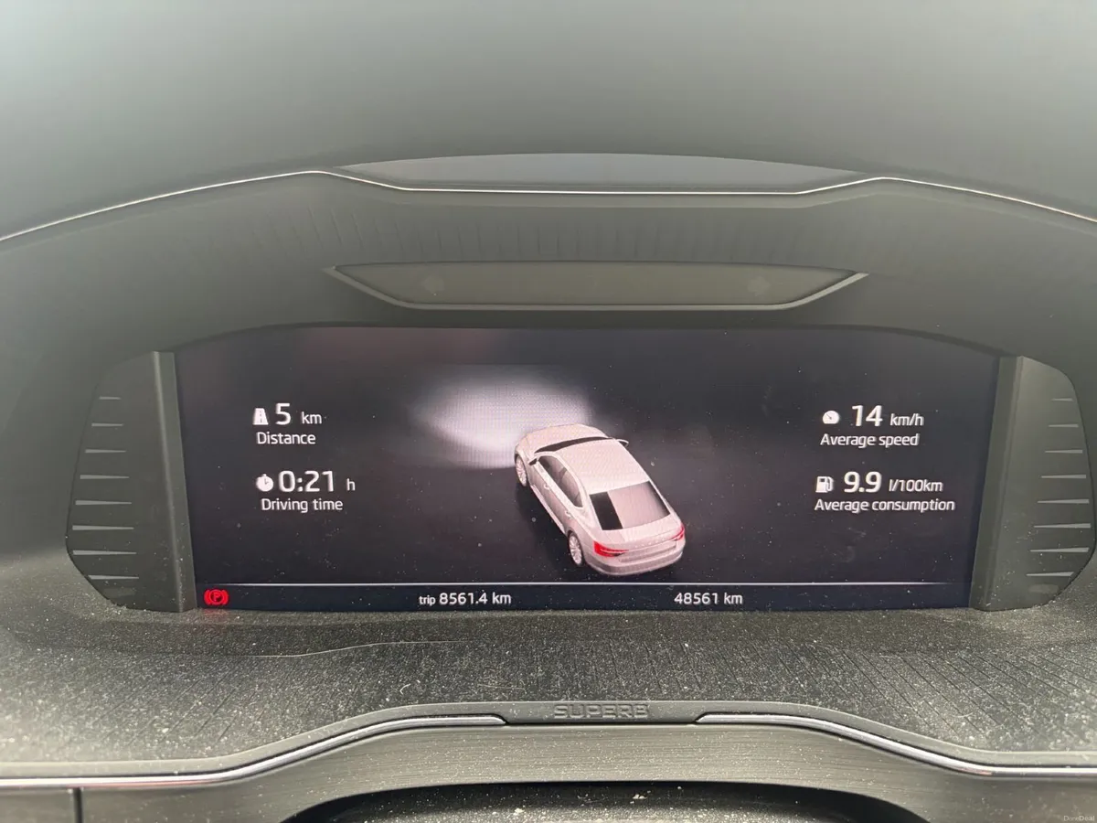 Skoda Superb 2022 Style 2.0 TDI 150bhp - Image 2
