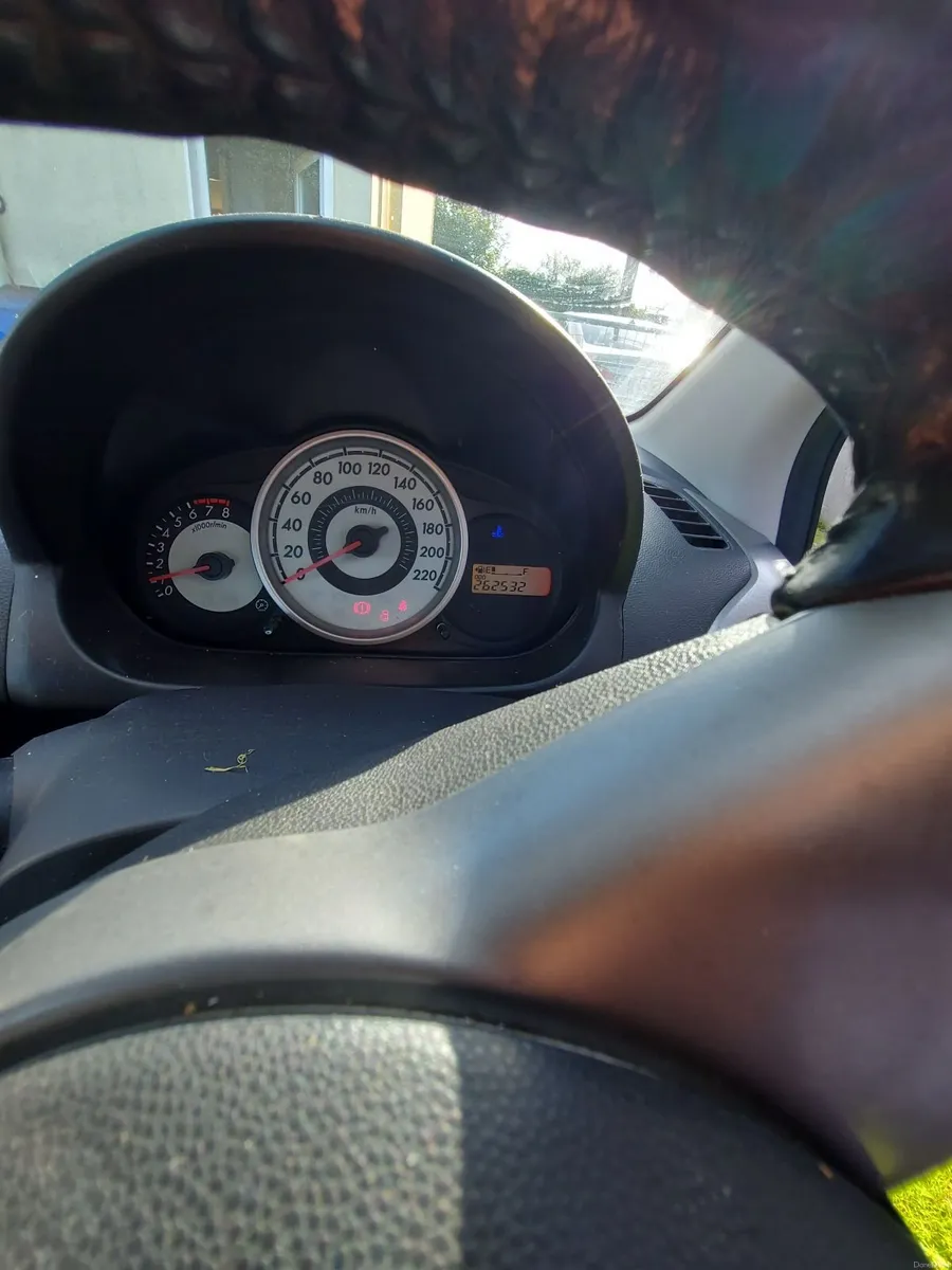 Mazda Mazda2 2010 - Image 3