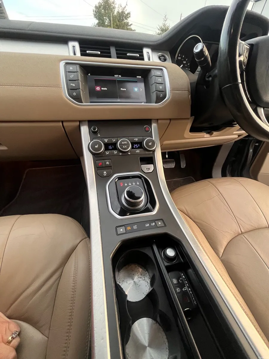 172 Range Rover Evoque - Image 5