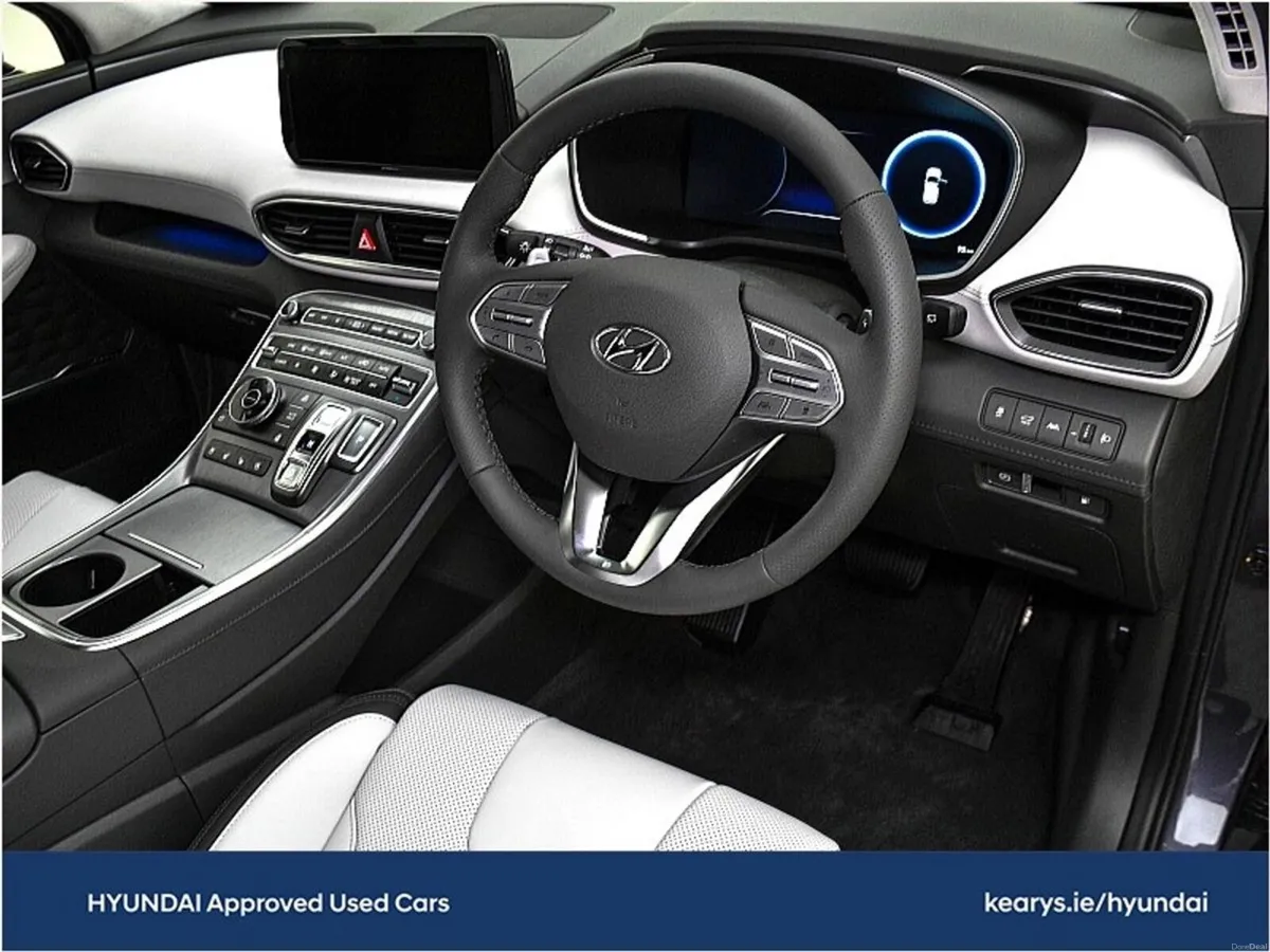 Hyundai Santa Fe PHEV 4WD Executive Plus Auto - Image 6