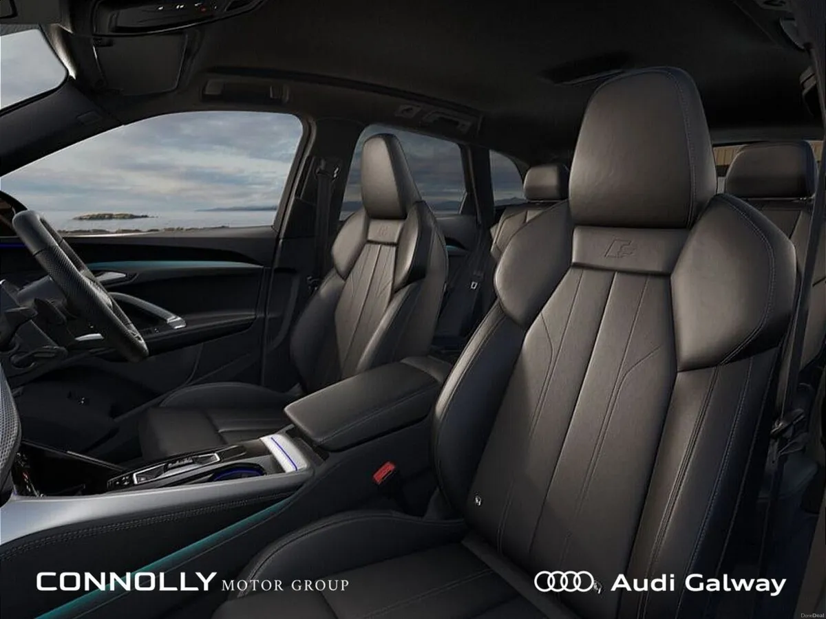 Audi Q5 E-HYBRID S-LINE QUATTRO ~BLACK PACK~ ~AMBI - Image 5
