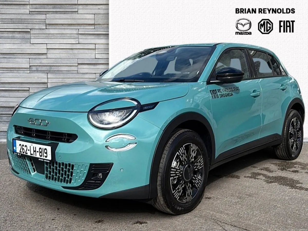Fiat 600 ICON 1.2 110HP Hybrid eDCT-6 - Image 1
