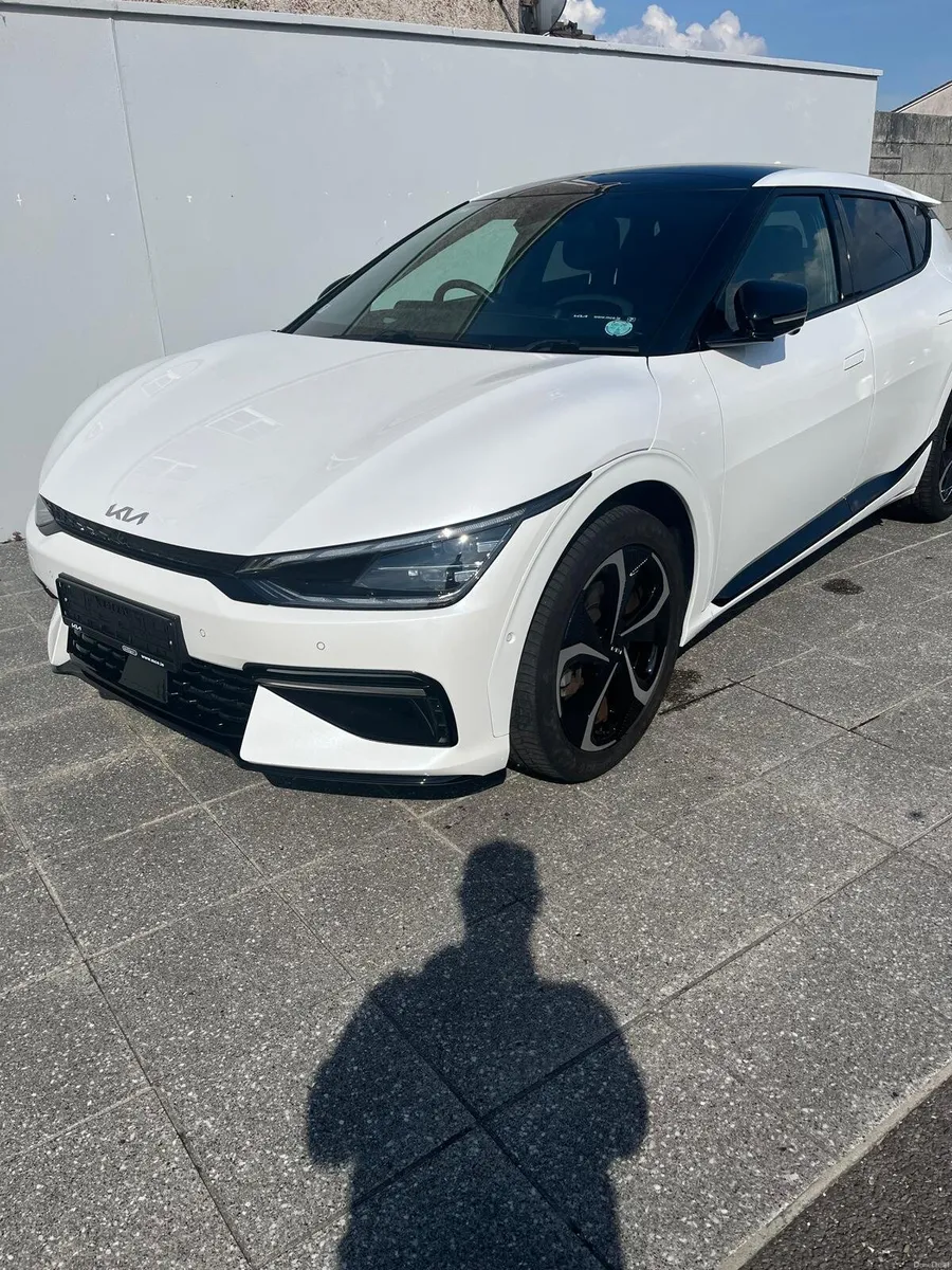 Kia EV6 - Image 2