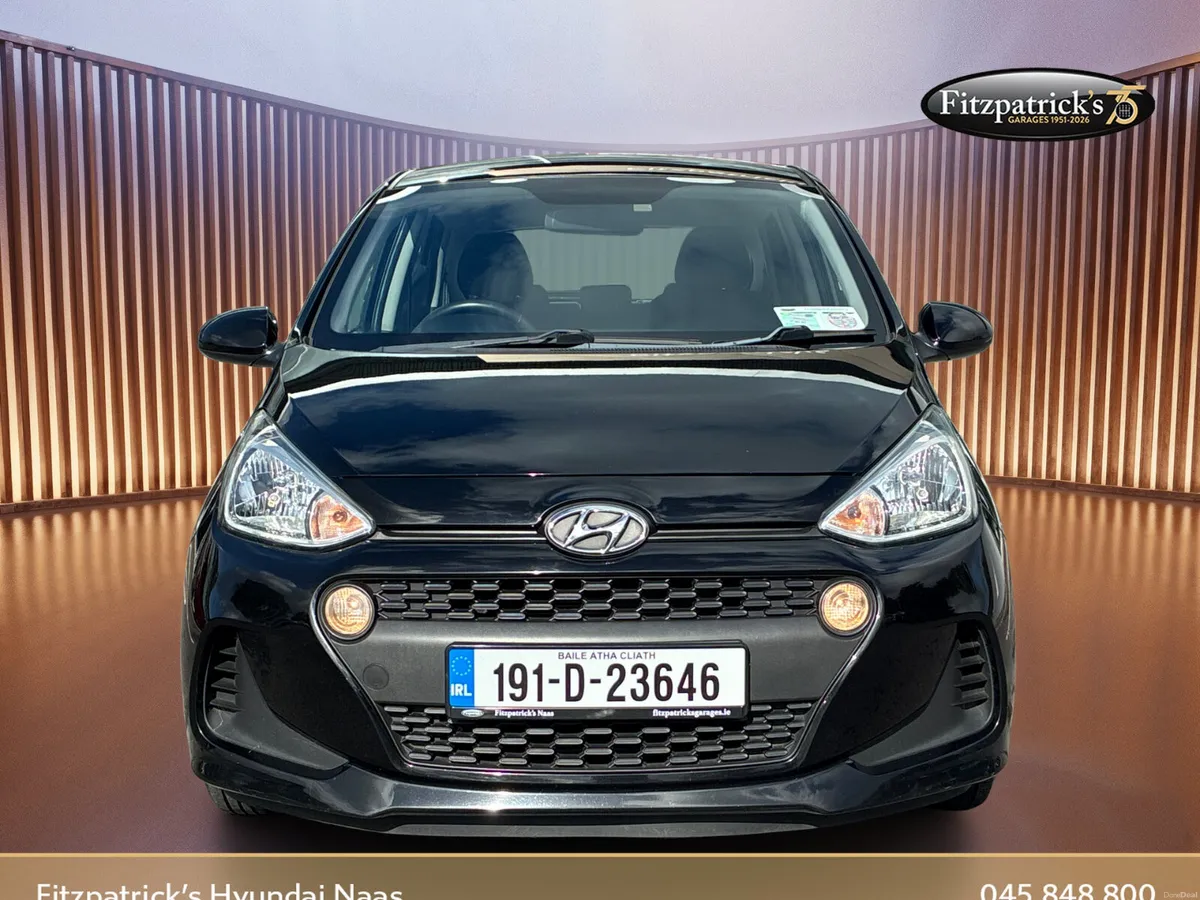 Hyundai i10 Classic 1.0 Petrol - Image 2