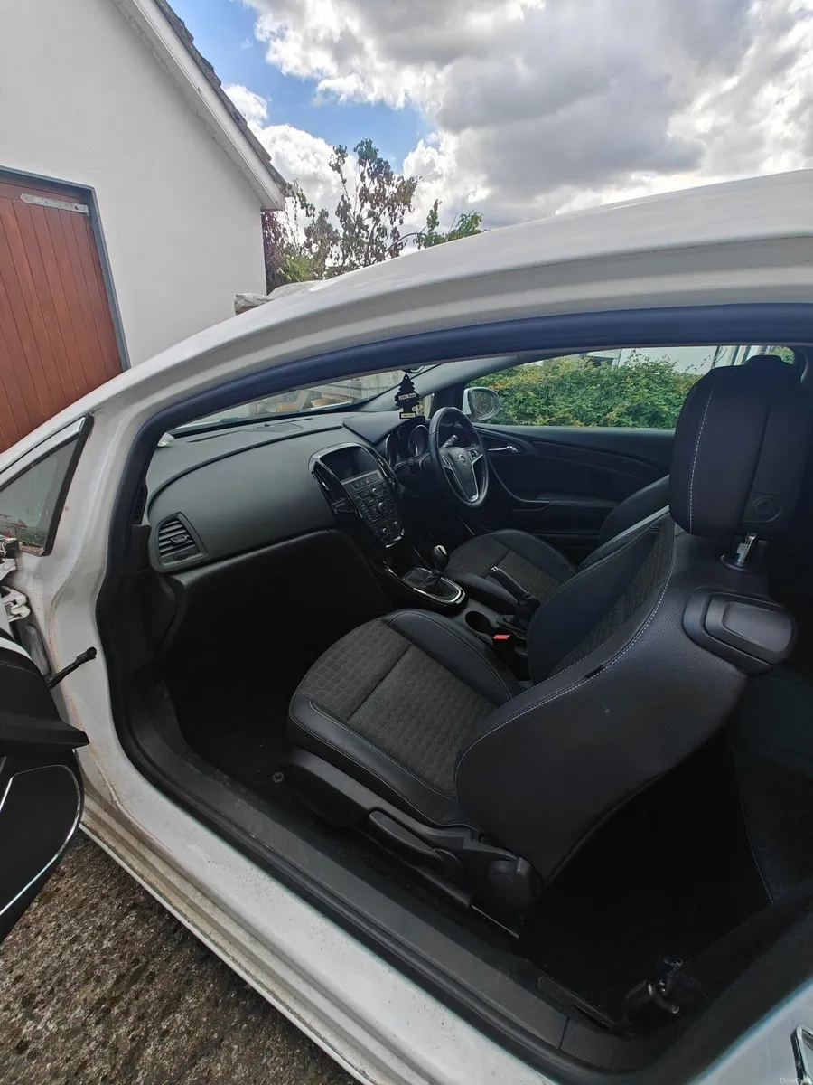Opel Astra 2016 - Image 3