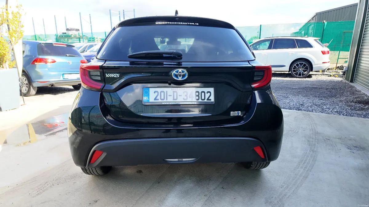 2020 Toyota Yaris 1.5 Hybrid TOP SPEC - Image 6