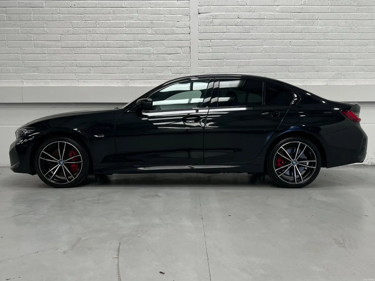 BMW 3 Series 330e M Sport Pro Edition Auto Saloon - Image 4