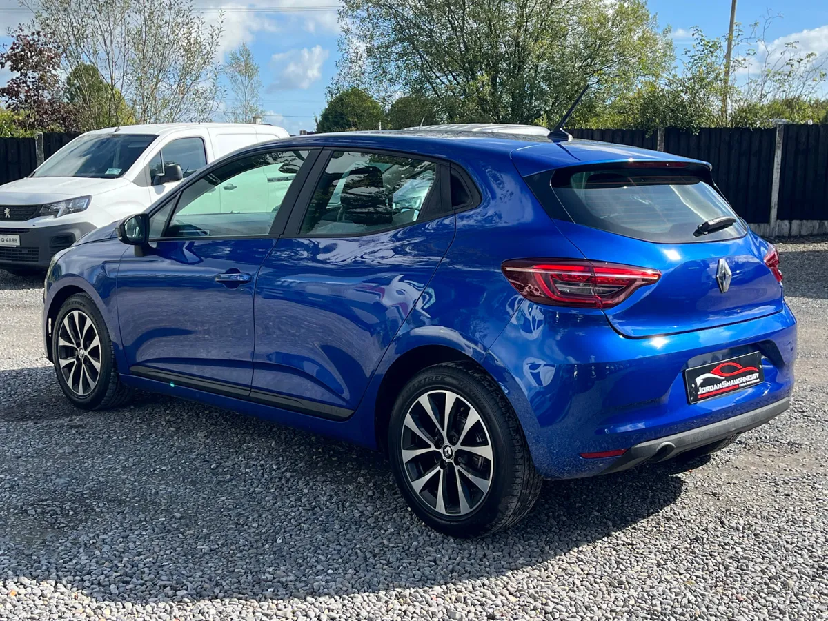 2023 RENAULT CLIO *AUTOMATIC* - Image 4