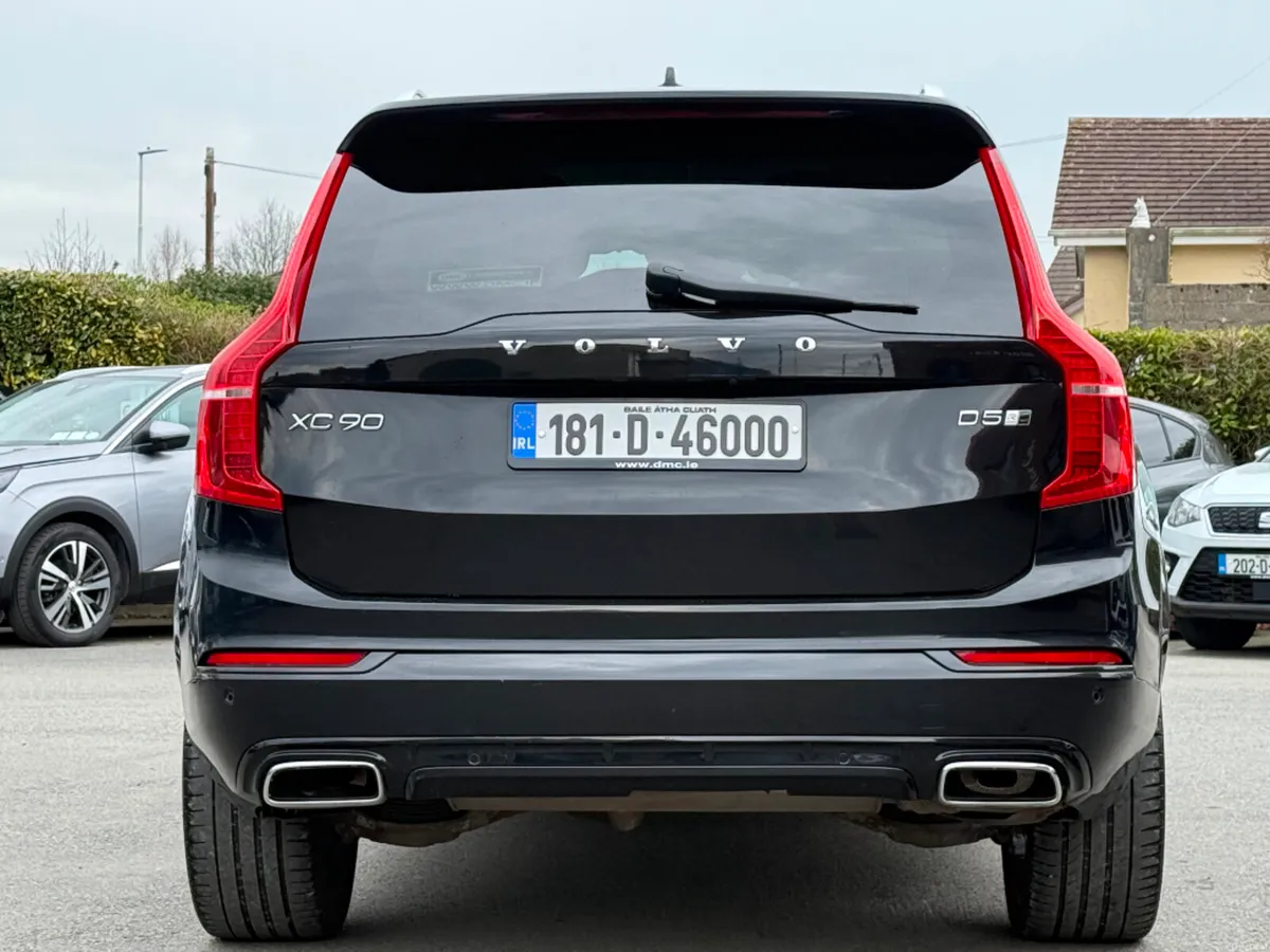Volvo XC90 2.0 D5 R-DESIGN PRO AWD *HUGE SPEC* - Image 5