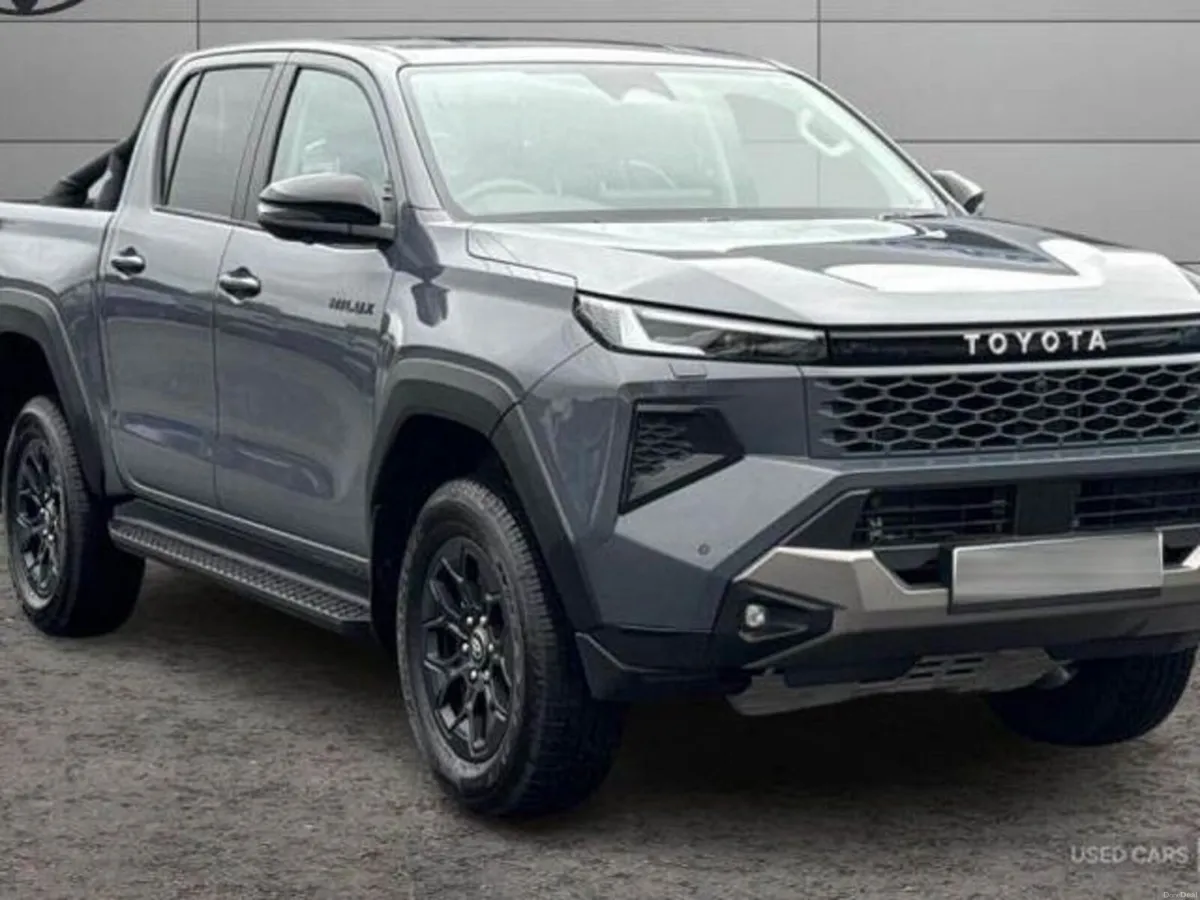 Toyota Hilux INVINCIBLE - Image 1
