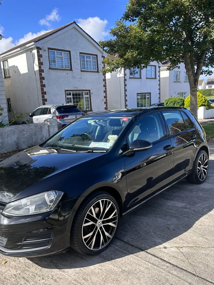 Volkswagen Golf 2014 - Image 2