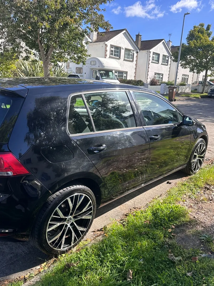 Volkswagen Golf 2014 - Image 3