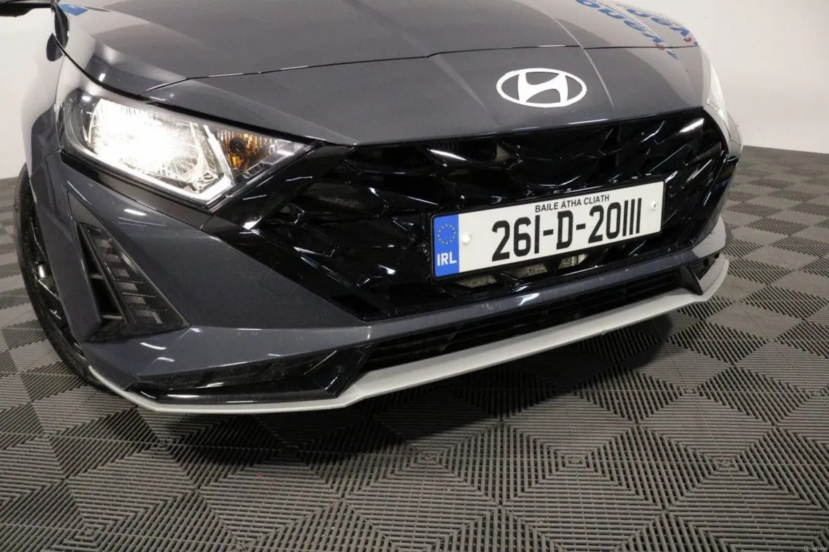Hyundai i20 Automatic Deluxe Plus Ex Demo 1.0L Pet - Image 3