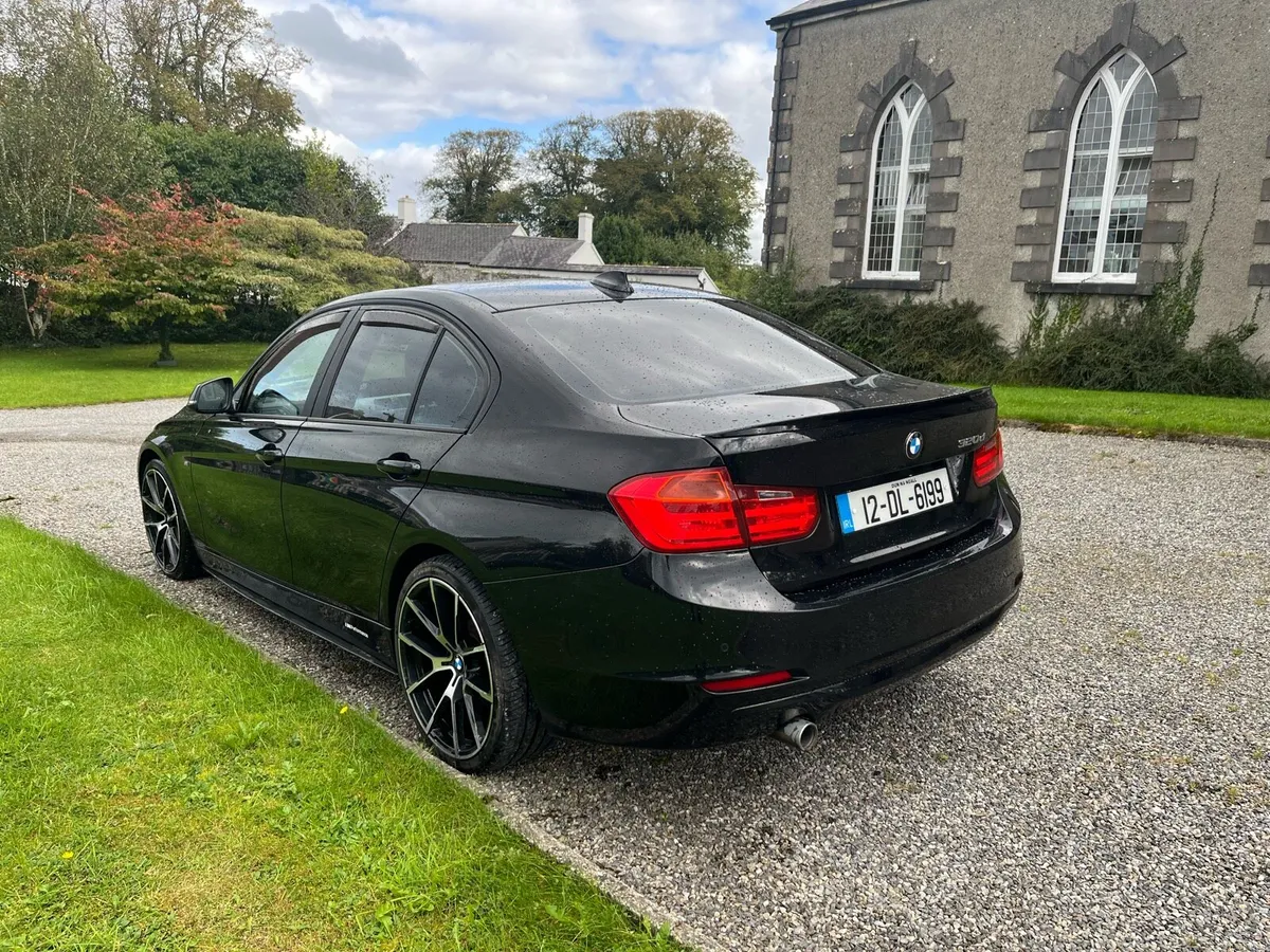 2012 BMW 320 F30 D EFFICIENCY DYNAMICS 2.0 Diesel - Image 6