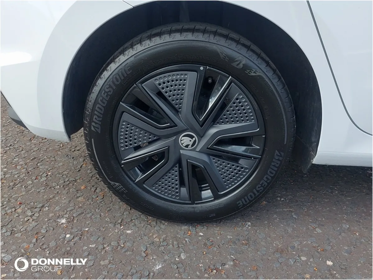 Skoda FABIA 1.0 TSI 116 Design Edition 5dr - Image 5
