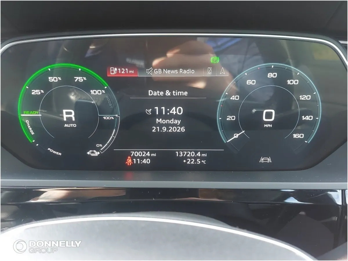 Audi E-tron 300kW 55 Quattro 95kWh 5dr Auto - Image 6