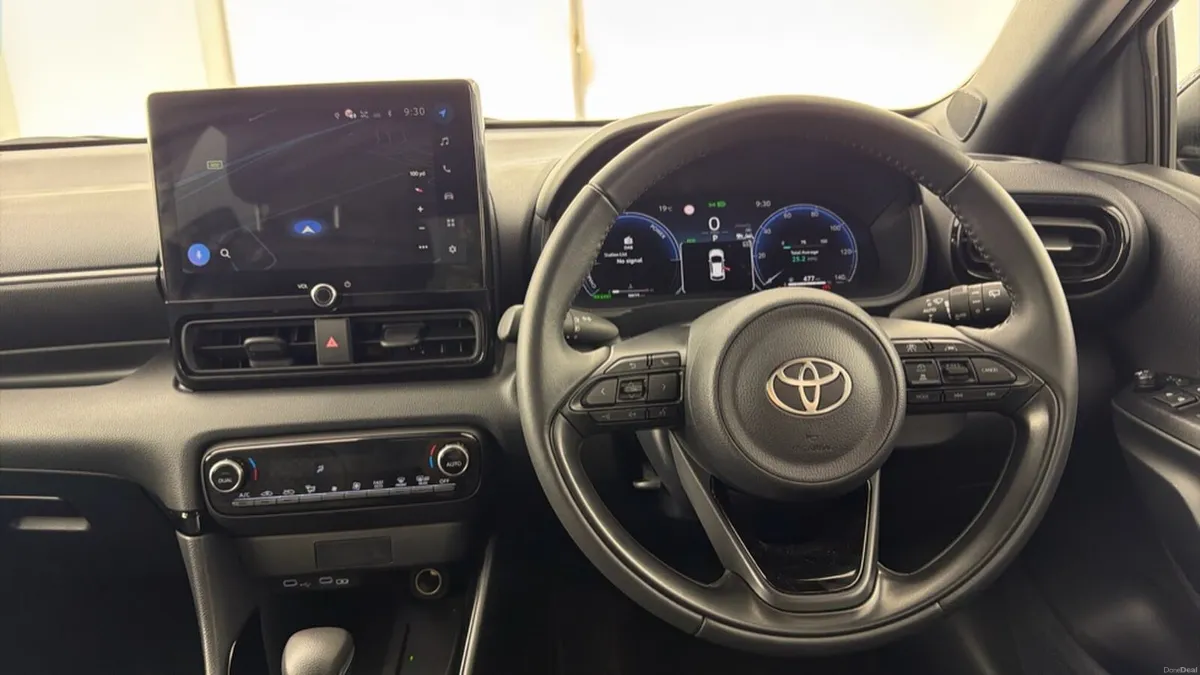 Toyota Yaris 1.5 Hybrid 130 Excel 5dr CVT - Image 6