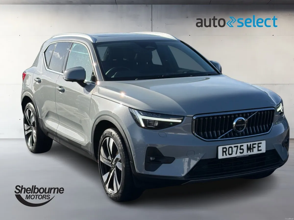 Volvo XC40 2.0 B4P Ultra Dark 5dr Auto - Image 1