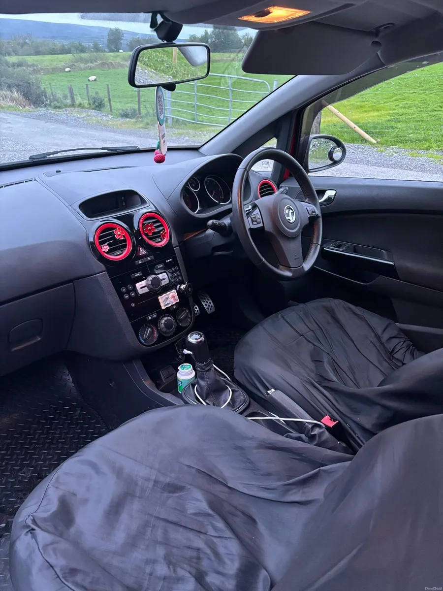 Vauxhall Corsa - Image 5