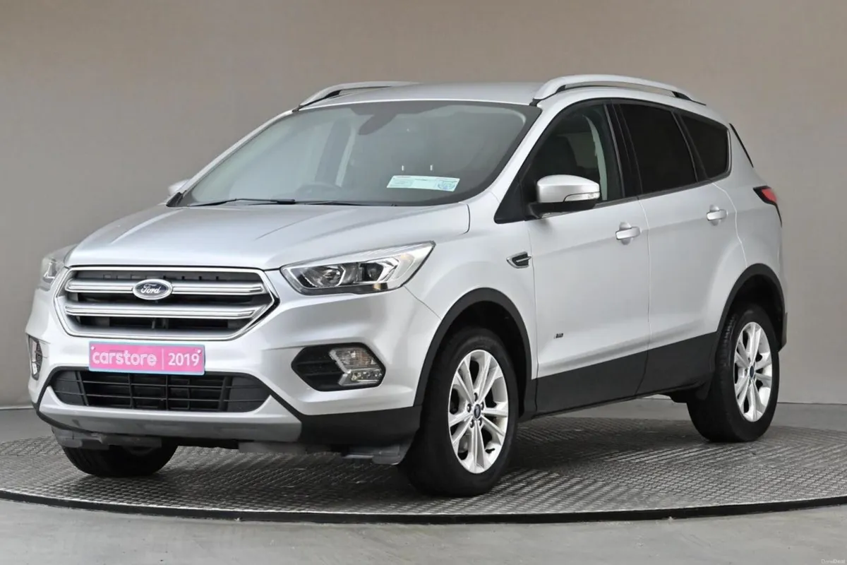 Ford Kuga 2.0TDCi AWD TITANIUM 150BHP POWRSHIFTT - Image 3
