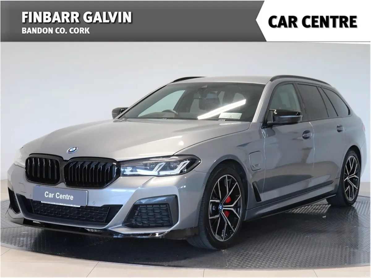 BMW 5-Series 530e M Sport TOURING - Image 6