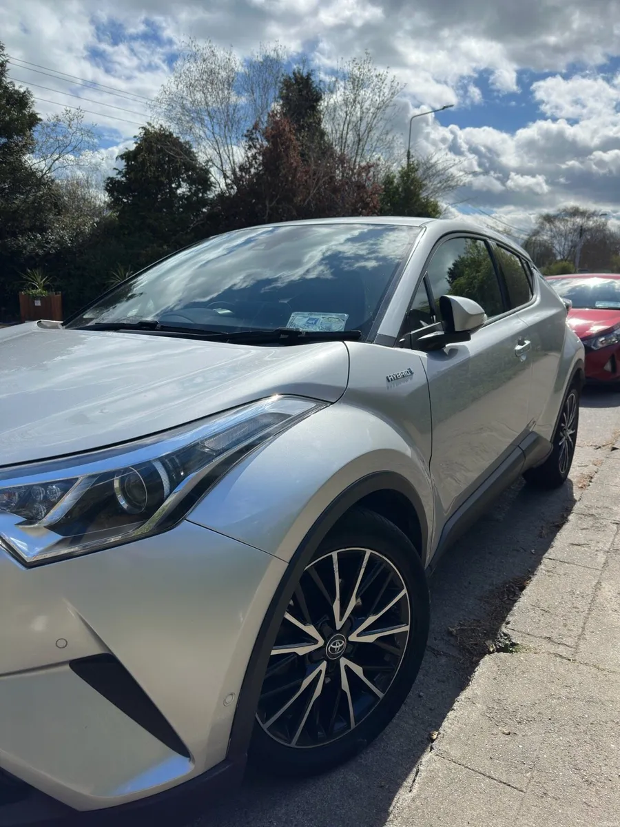 For sale Toyota CH-R - Image 3