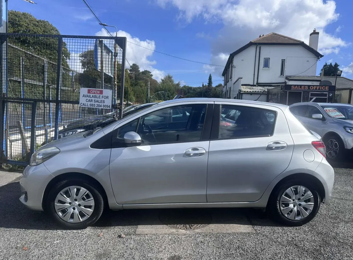 Toyota Yaris 1.0 NCT + TAX - Image 3