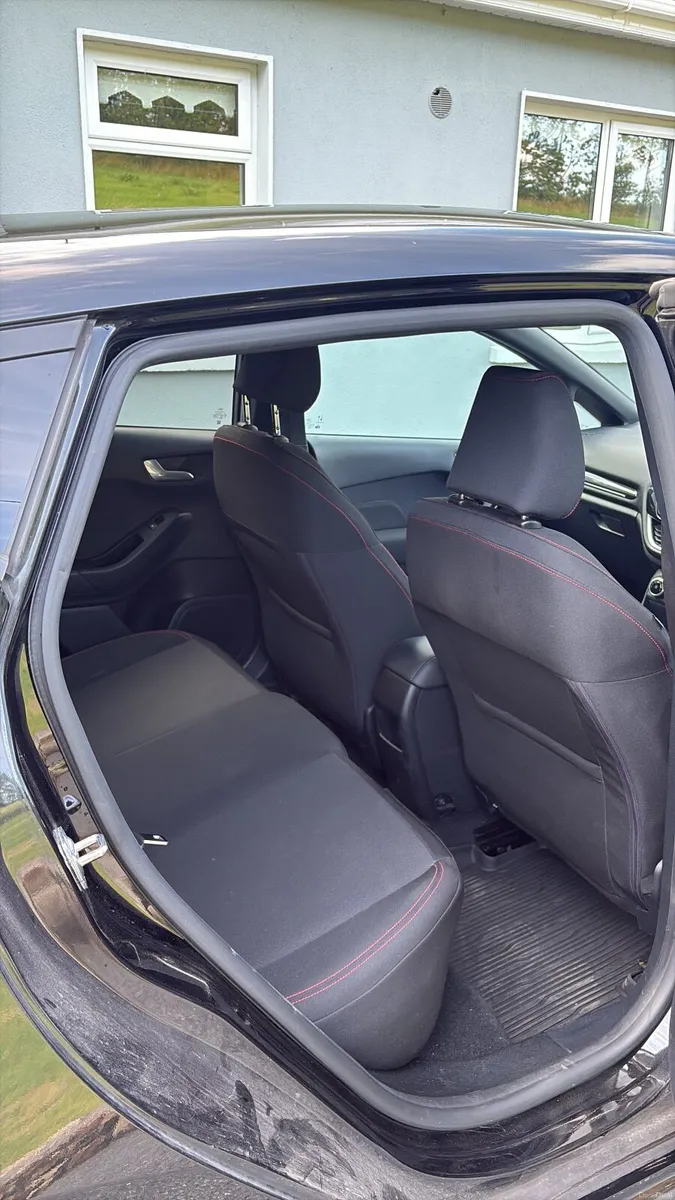 Ford Fiesta 2023 ST Line Black - Image 6