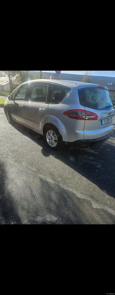 2011 Ford S-Max Zetec 2.0 TDCi 140PS  7 Seater - Image 4