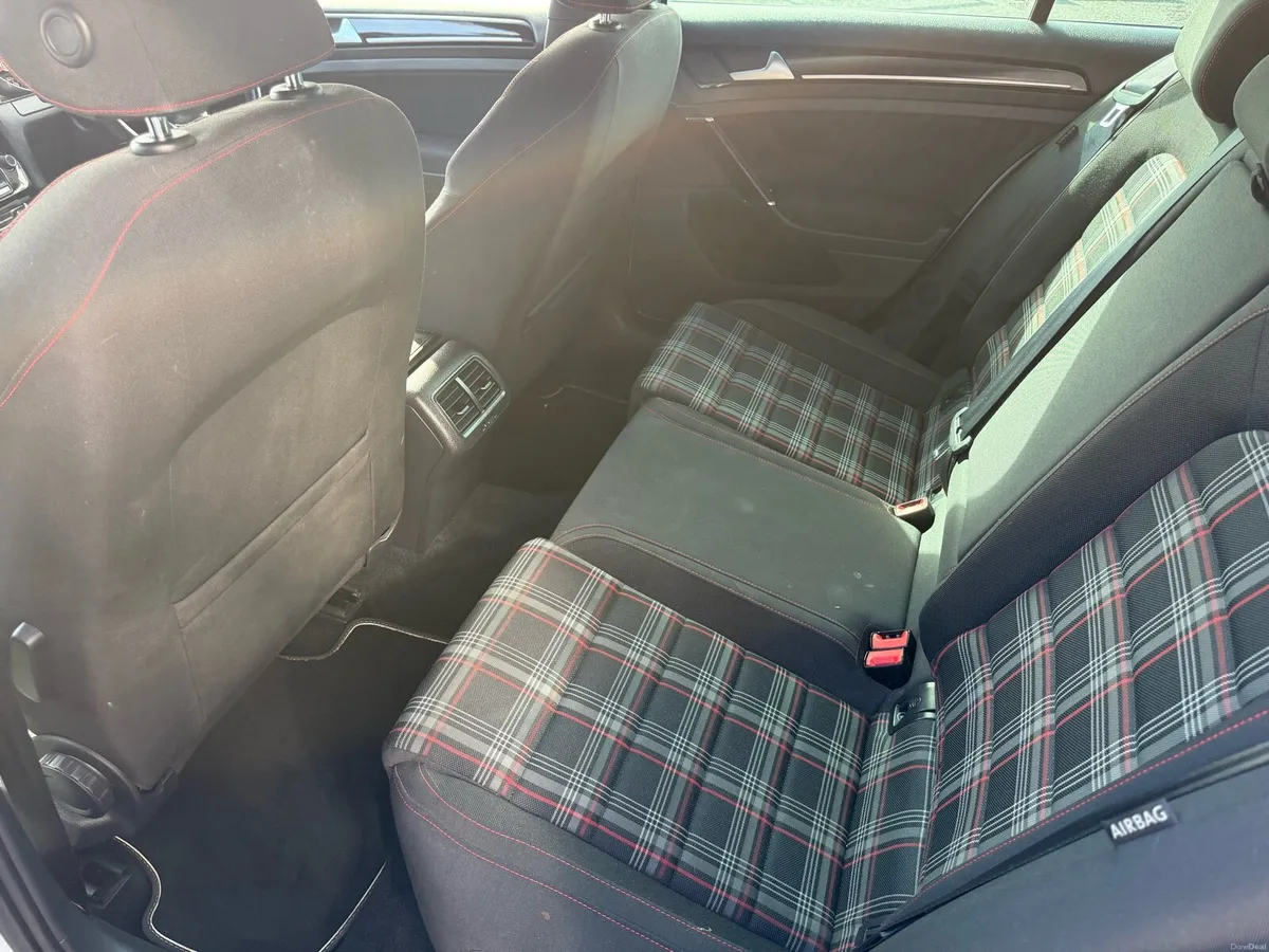 Vw Golf GTI - Image 6