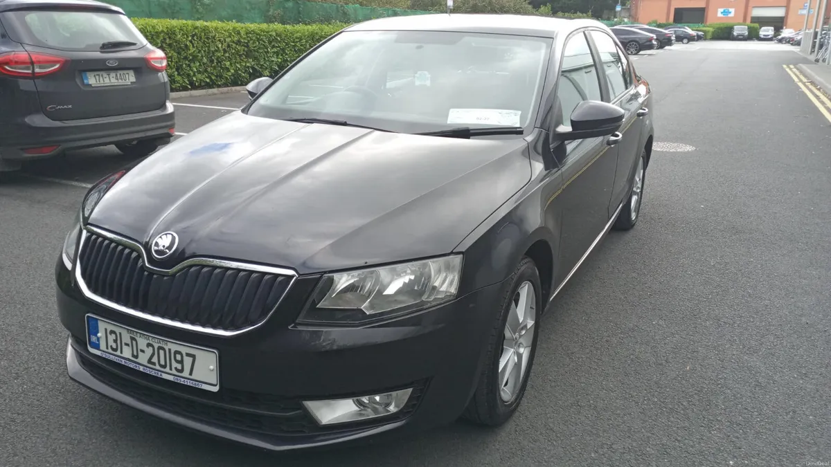 SKODA OCTAVIA / 2013 / 1.6 DIESEL / MANUAL - Image 1