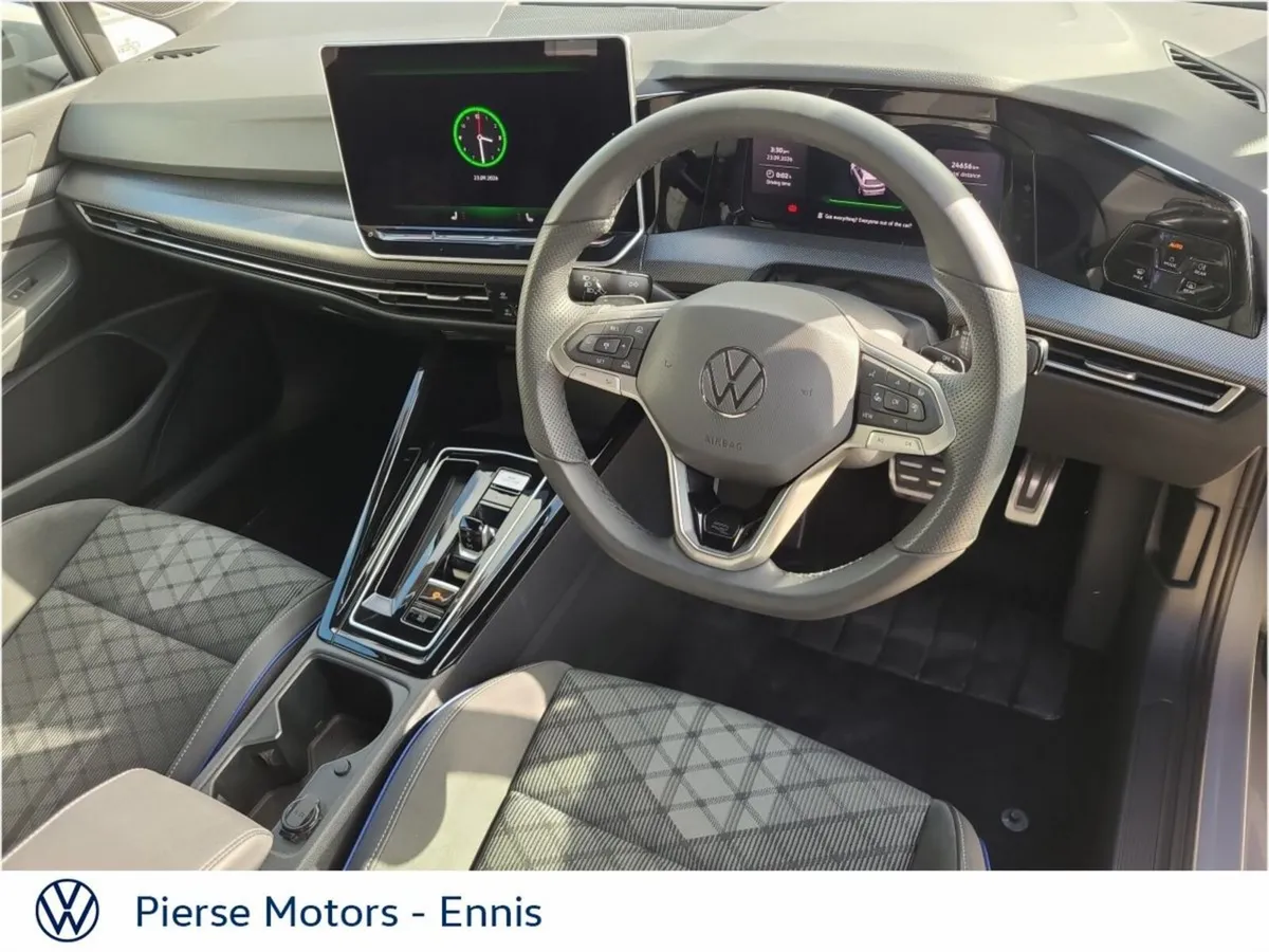 Volkswagen Golf R-LINE 1.5 TSI MHEV 116HP - Image 2