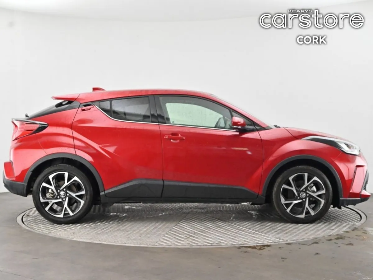 Toyota C-HR 1.8 HYBRID G - Image 2