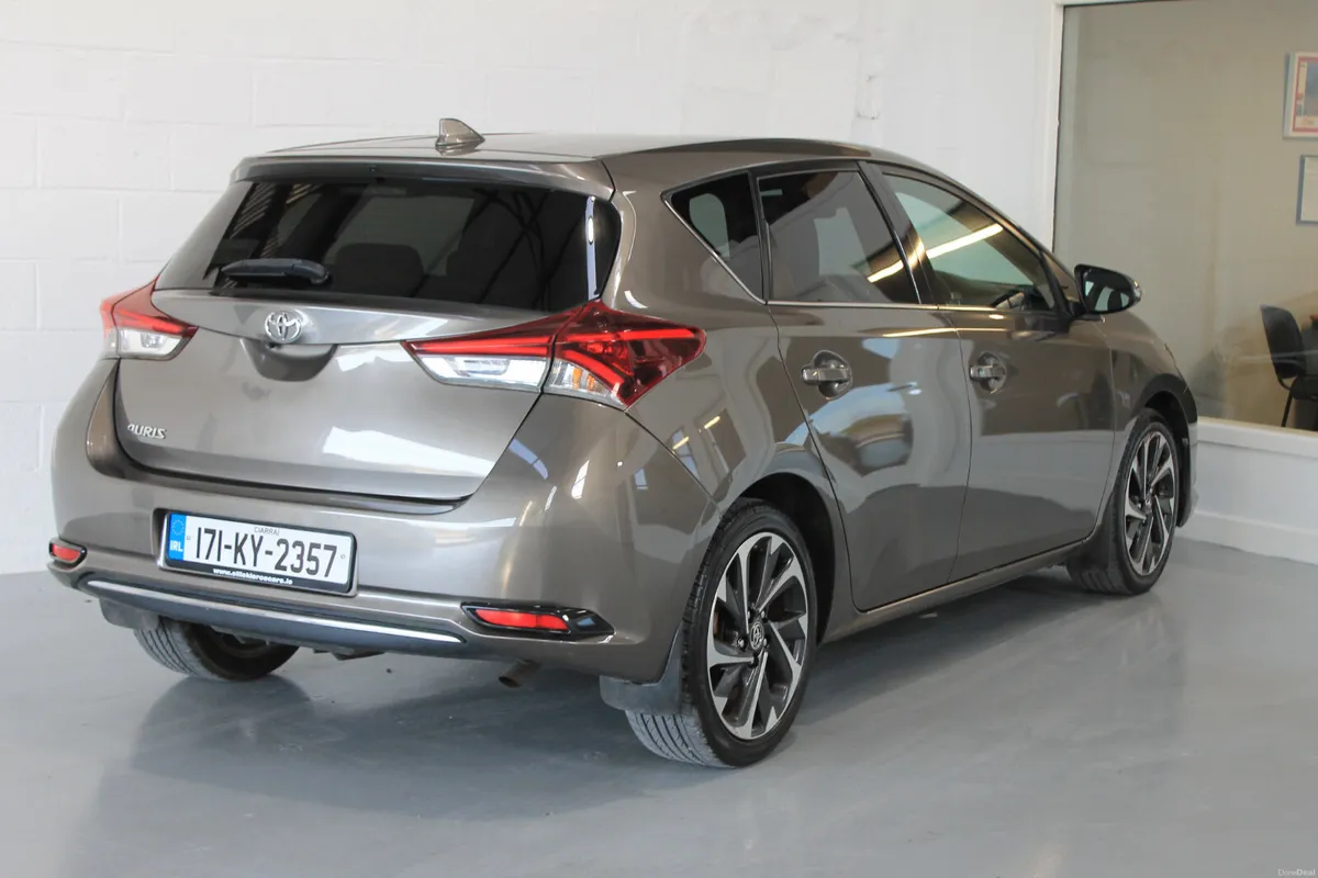 Toyota Auris 2017 SOL D4D Low Kms Finance arranged - Image 6