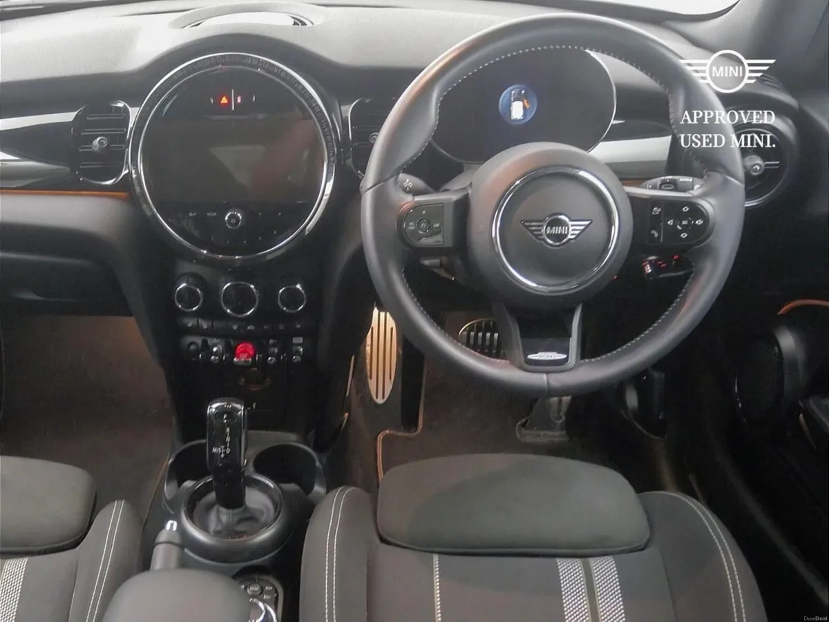Mini Cooper 3-Door Cooper Sport - Image 5