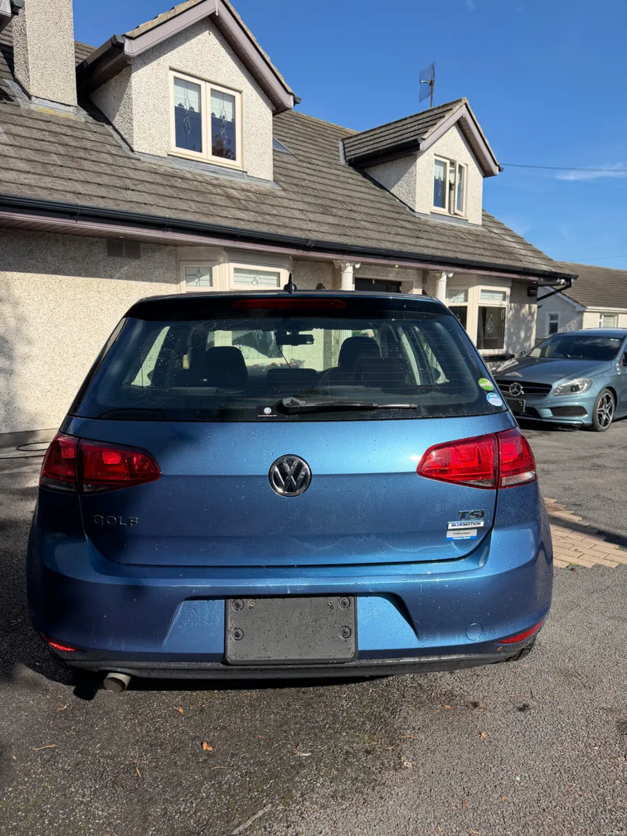 Volkswagen Golf auto only 22000km - Image 5
