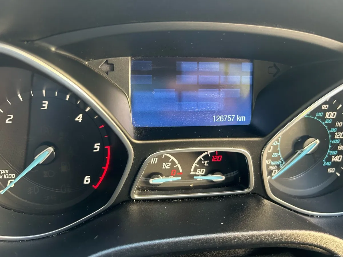 Ford Focus (Low Mileage 126k) km - Image 6