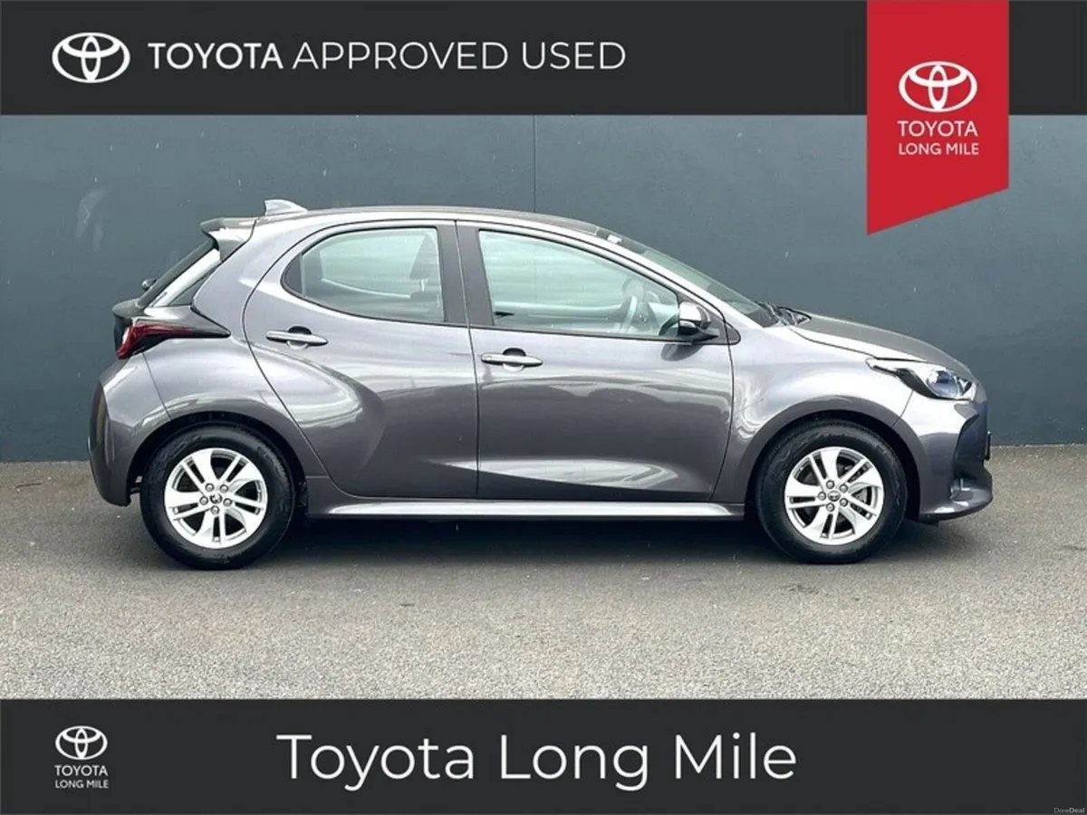Toyota Yaris 1.5 Hybrid Luna 5dr Irish car not to - Image 3