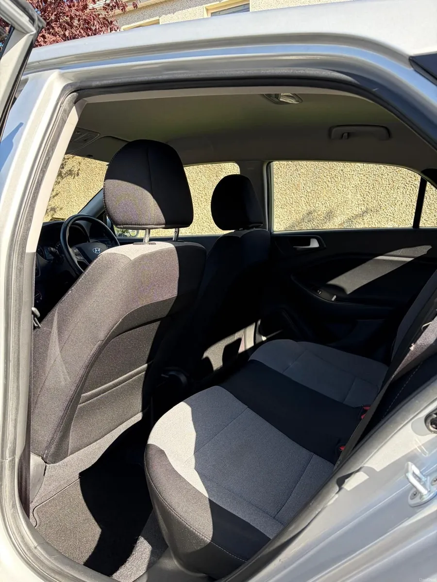 Hyundai i20 Deluxe 2016 1.2L - Image 4