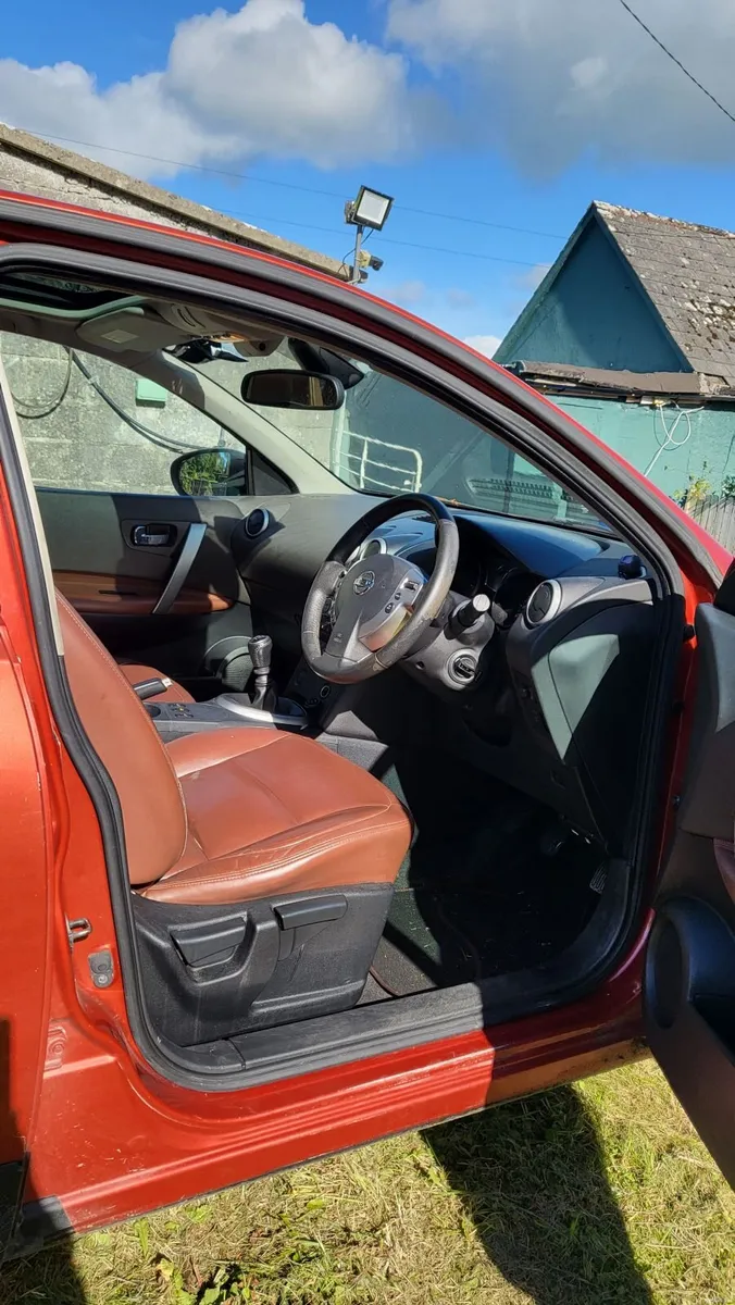 Nissan Qashqai 2008 - Image 2