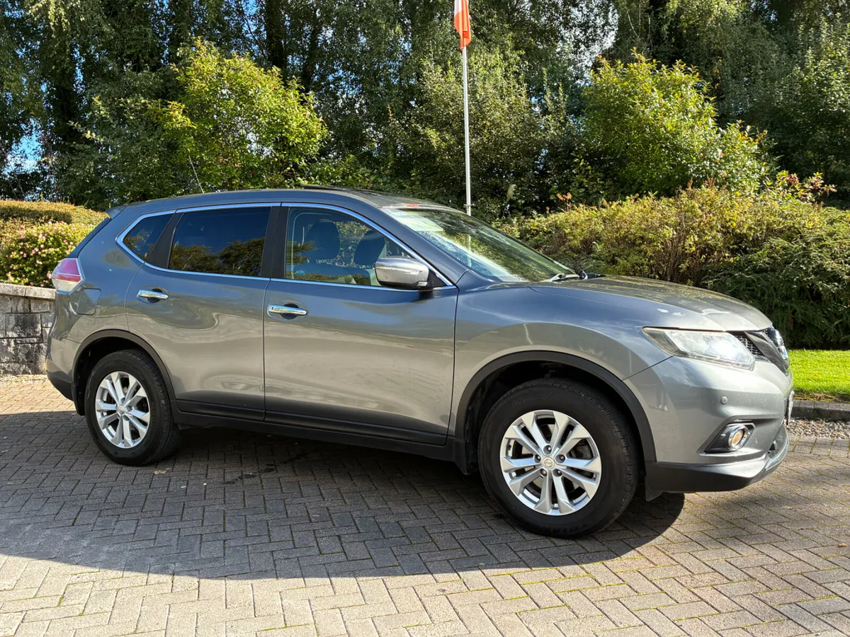 NISSAN XTRAIL 1.6D 7 SEATS - Image 1