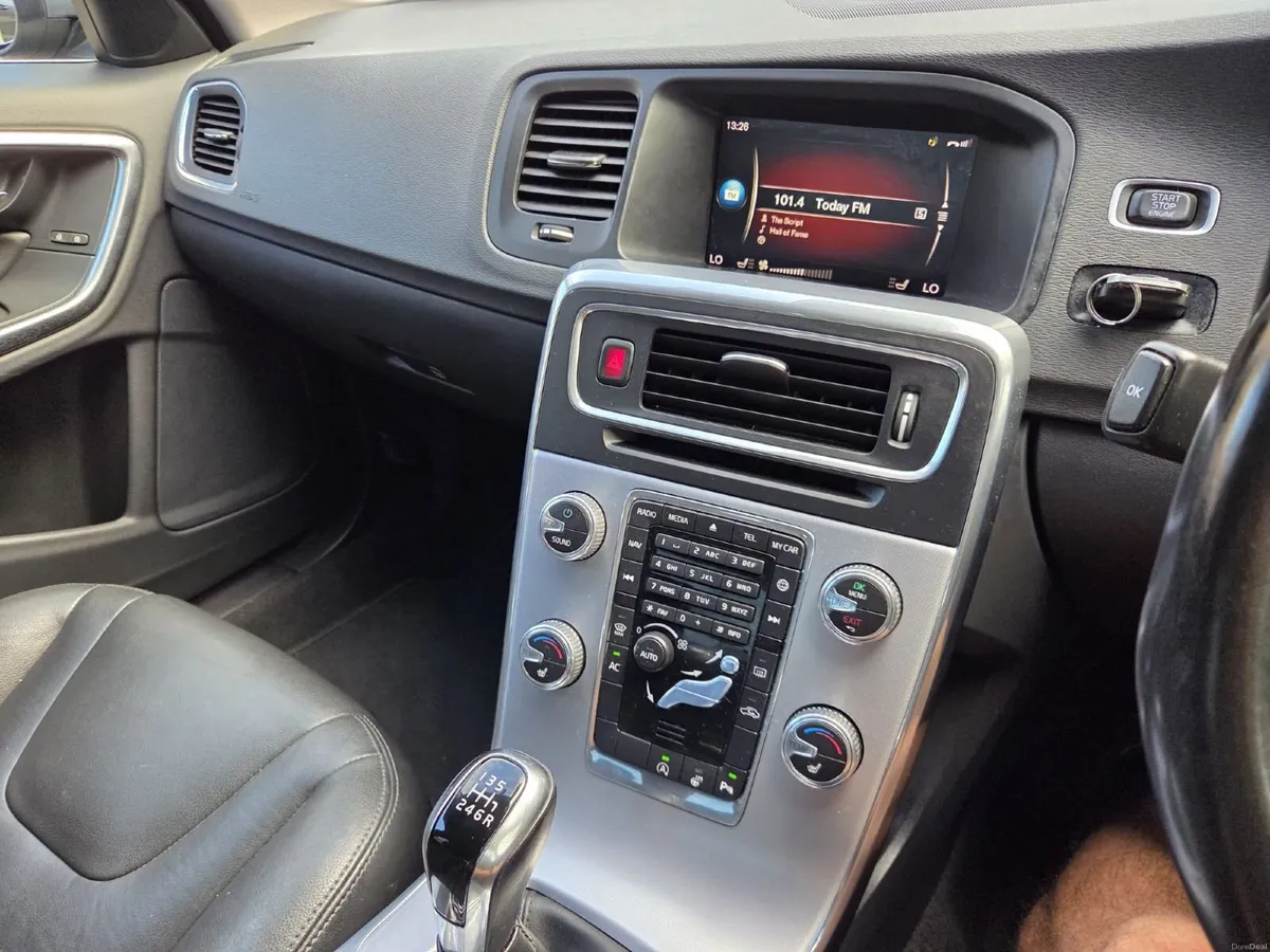 Volvo S60 2019 - Image 4