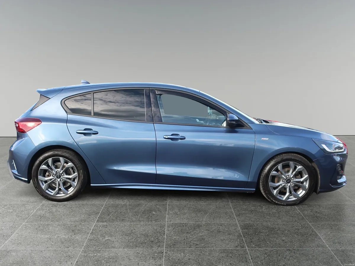2023 Ford FOCUS ST LINE 1.5TD AUTO - Image 5