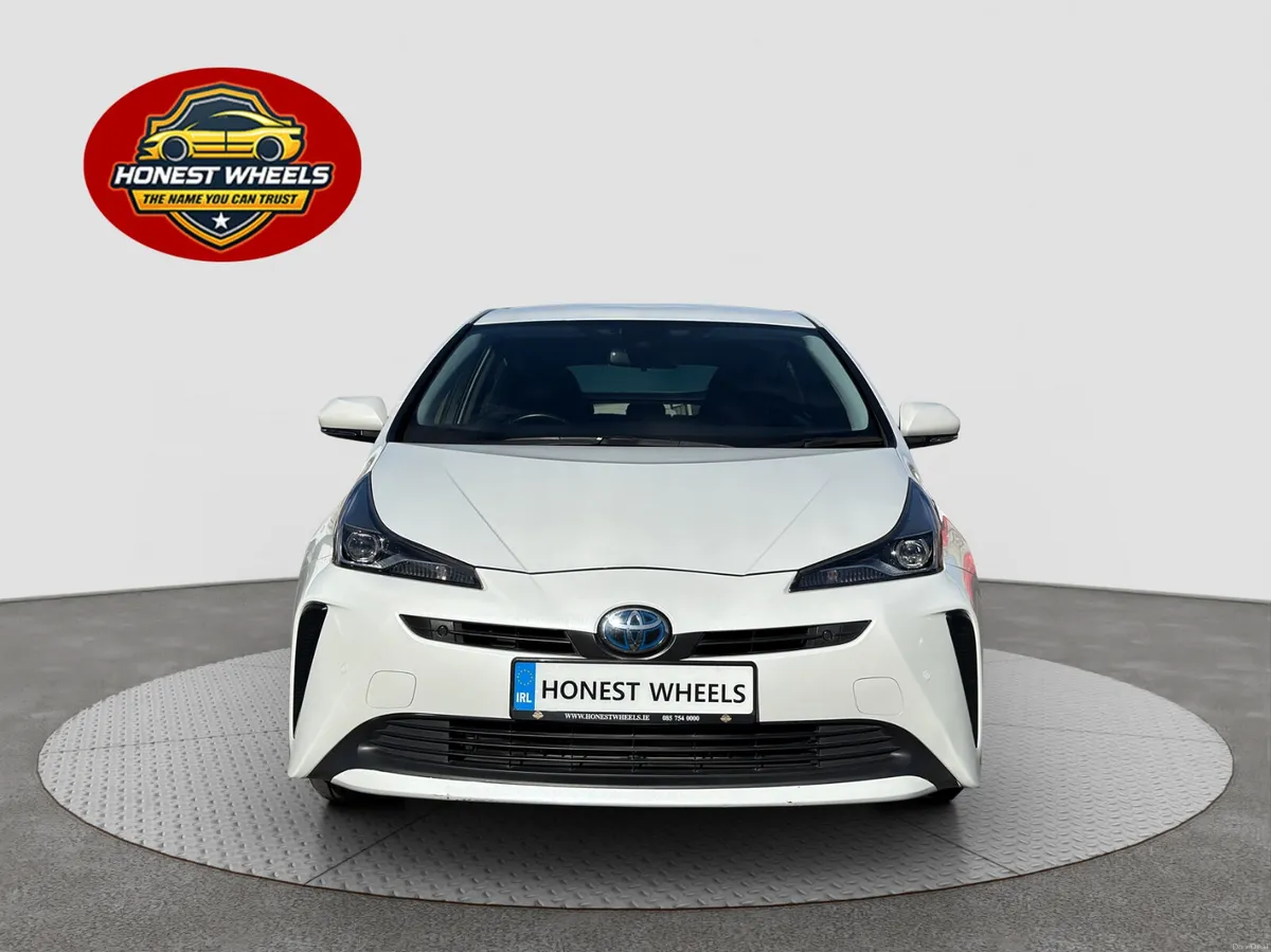 2022 Toyota Prius 1.8 Petrol Hybrid Automatic - Image 2