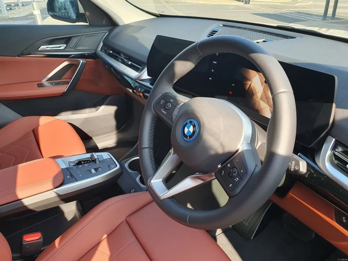 BMW iX1 eDrive20 Sport - Image 6