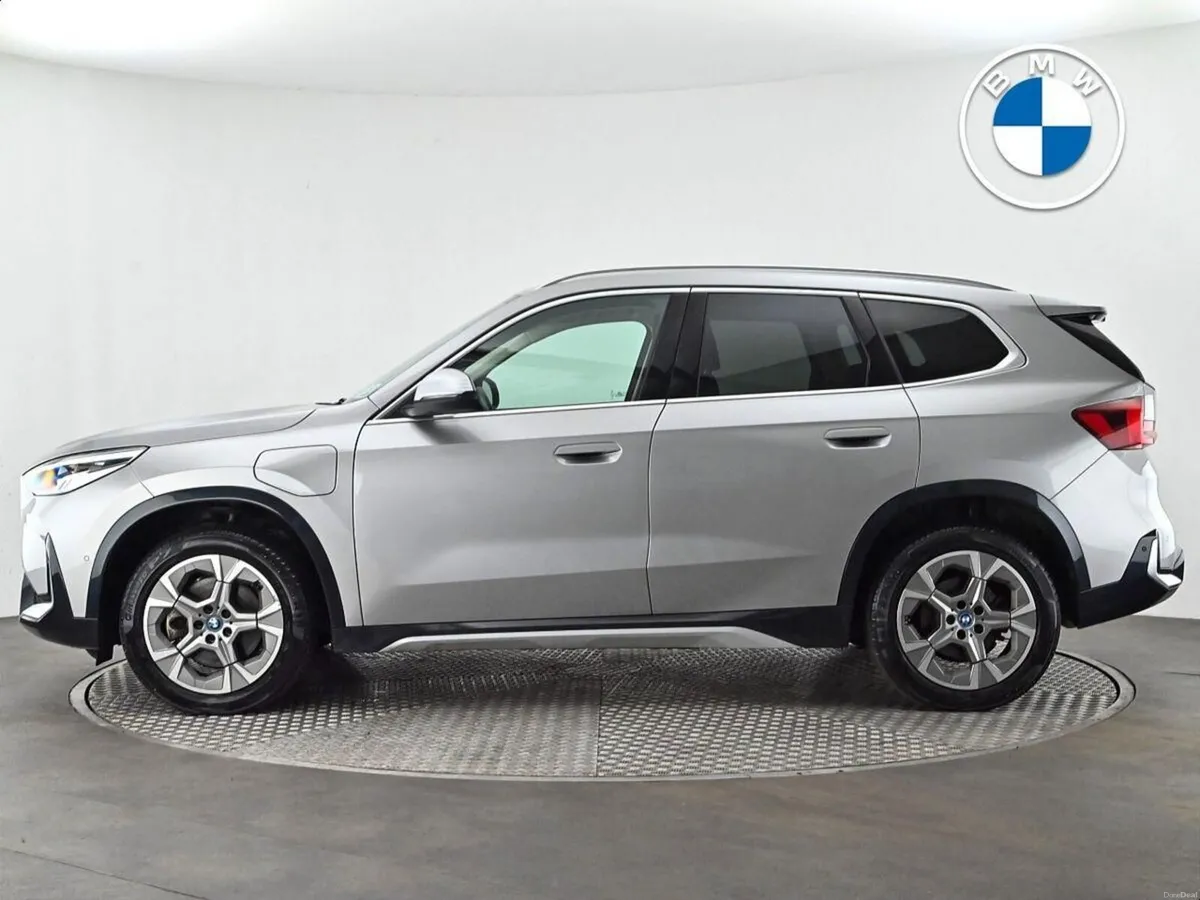BMW X1 xDrive25e xLine - Image 3