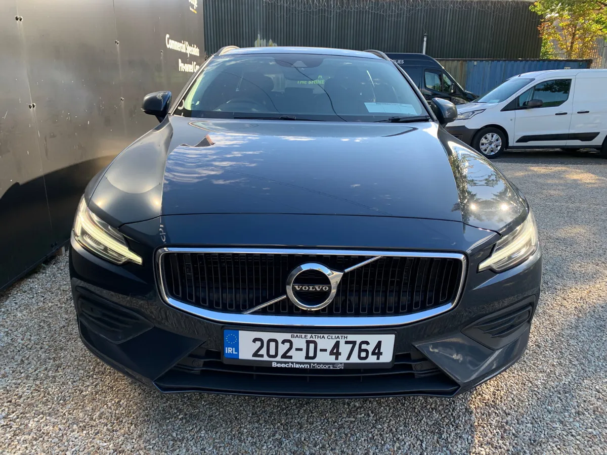 VOLVO V60 2.0 D3 MOMENTUM ESTATE - Image 5