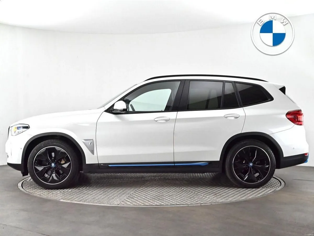BMW iX3 Premier Edition Pro - Image 3